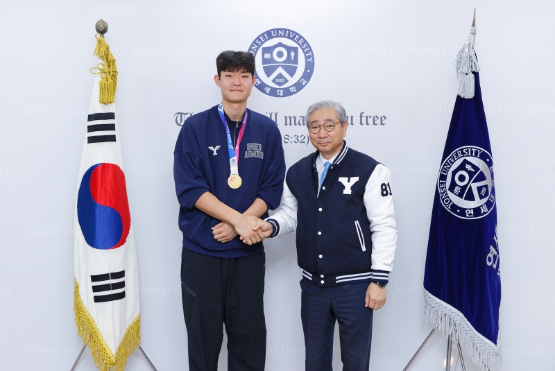 농구부 전국체육대회 우승 인사(_EO_988111월 4일 농구부 전국체육대회 우승.jpg) 관련사진1